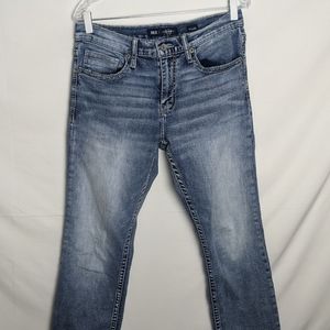 BKE Jeans Buckle 31x32 Jake Straight Lightwash Distressed Cotton Polyester